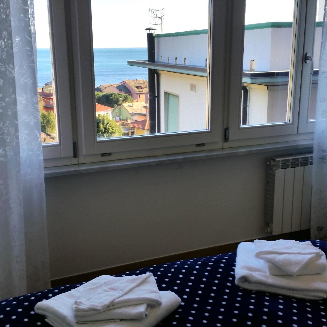 Stunning Seaview Apartment Monterosso al Mare Extérieur photo