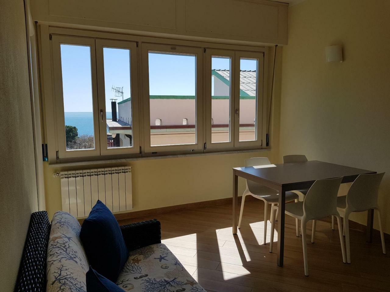 Stunning Seaview Apartment Monterosso al Mare Extérieur photo